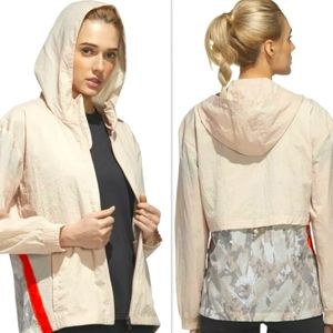 NWT Adidas lightweight windbreaker jacket Size M